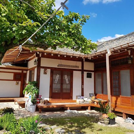 Gyeongju Guesthouse Huewon מראה חיצוני תמונה