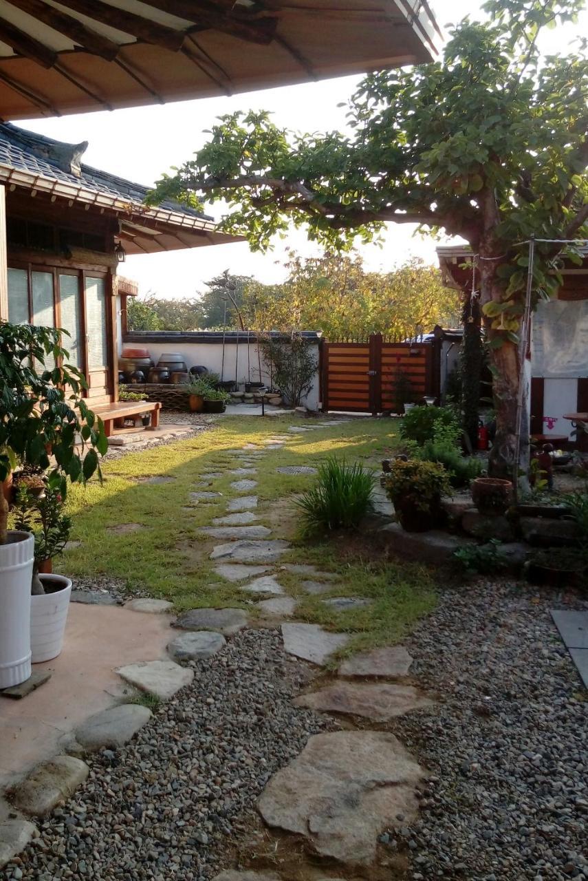 Gyeongju Guesthouse Huewon מראה חיצוני תמונה