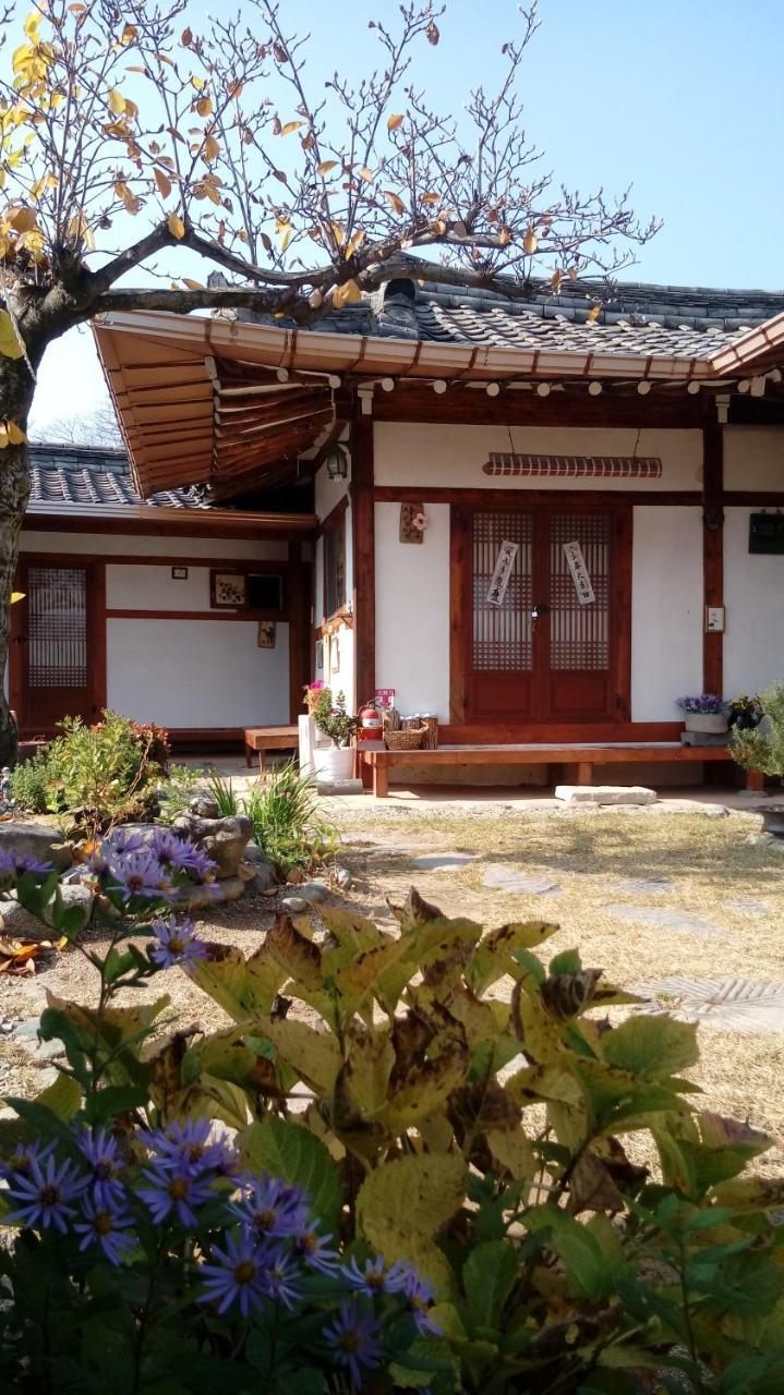 Gyeongju Guesthouse Huewon מראה חיצוני תמונה