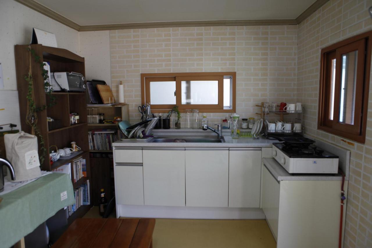 Gyeongju Guesthouse Huewon מראה חיצוני תמונה